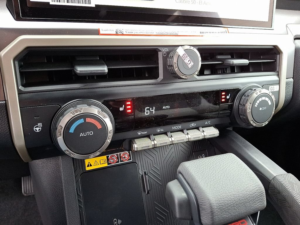 2025 Toyota Tacoma TRD Off Road - Photo 10