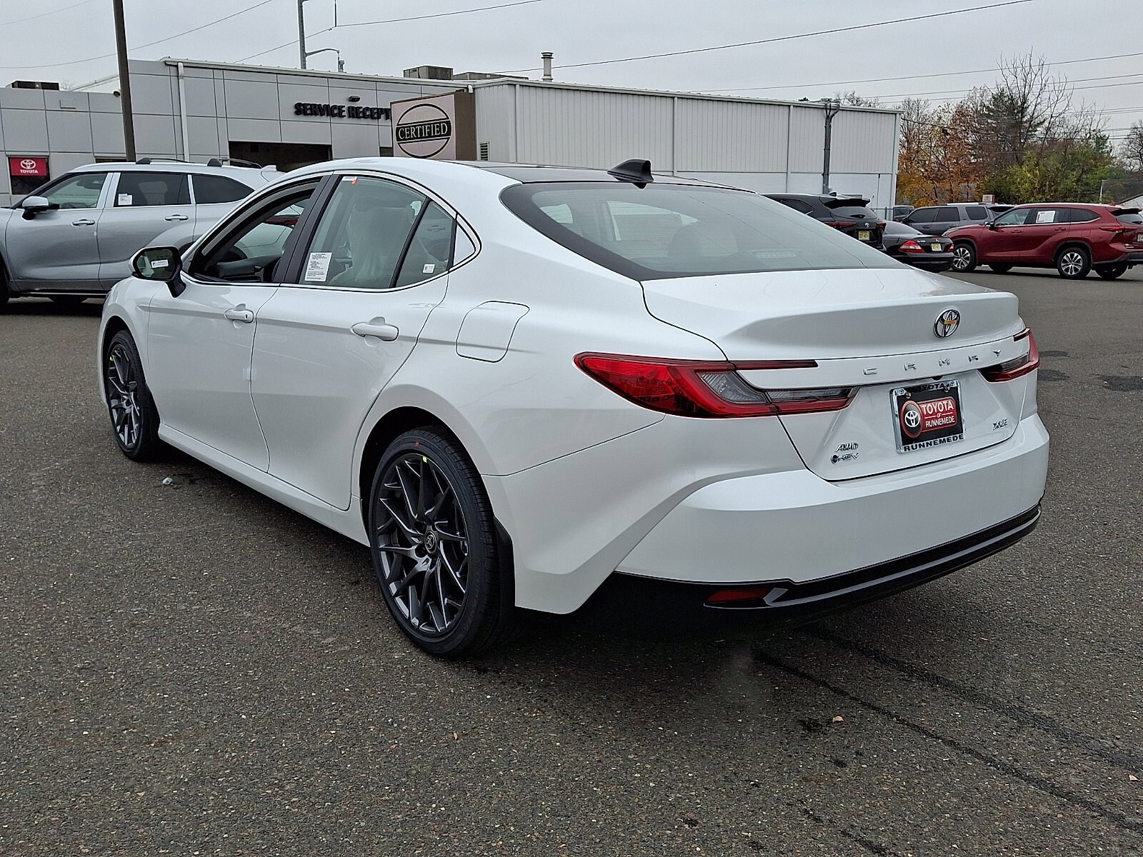 2026 Toyota Camry XLE photo 3