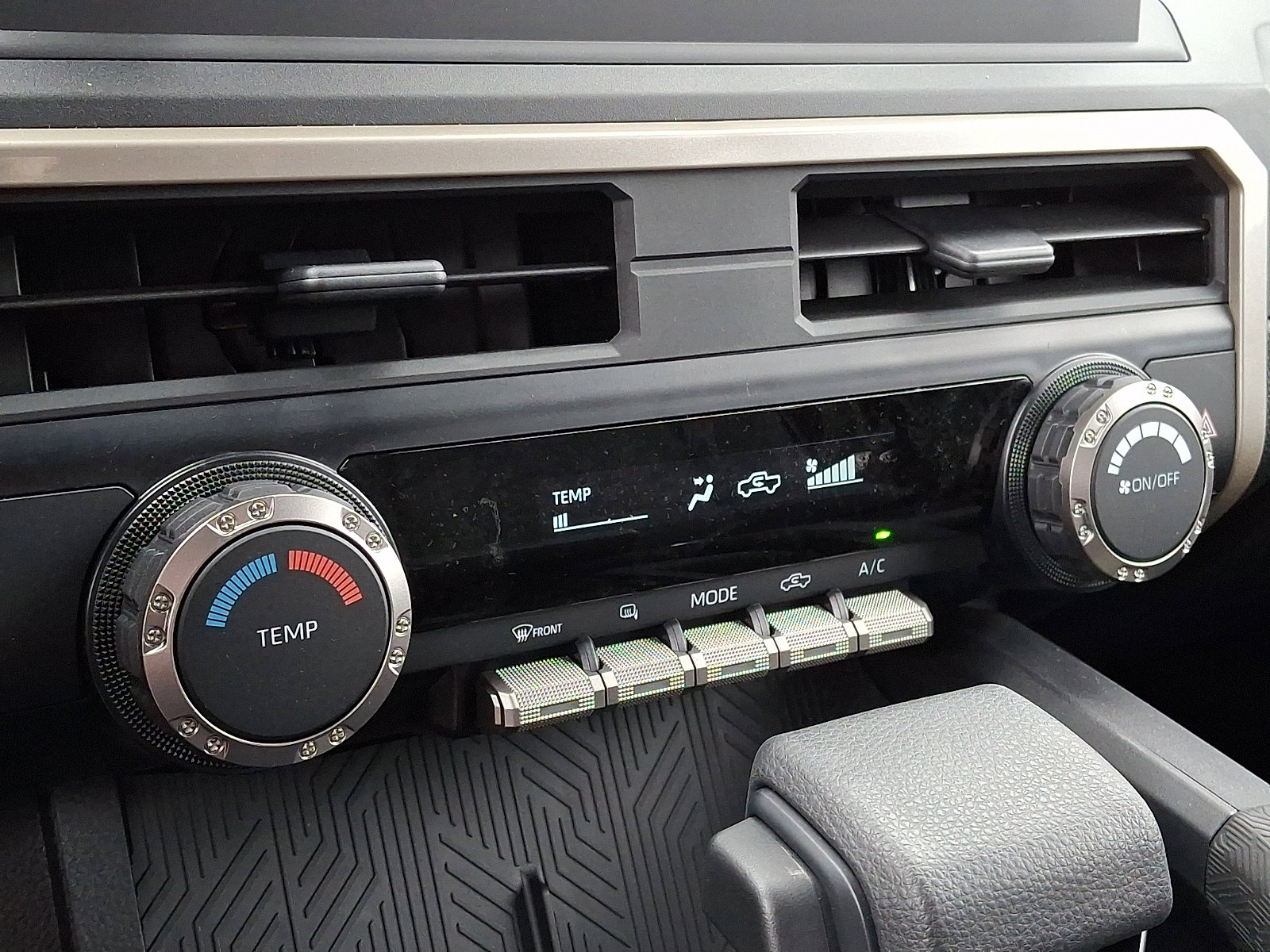2026 Toyota Tacoma SR - Photo 9