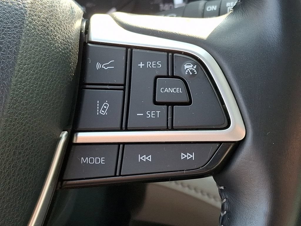 2023 Toyota Highlander XLE - Photo 24