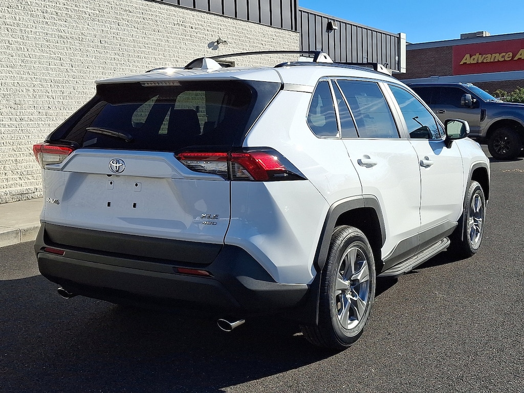 New 2025 Toyota RAV4 XLE XLE AWD SUV