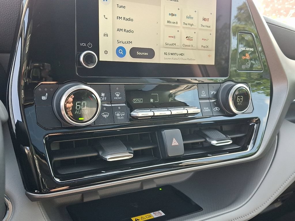 2023 Toyota Highlander XLE - Photo 18
