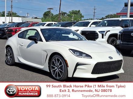 2025 Toyota GR86 MT 2+2 COUPE 6 SPD M/T