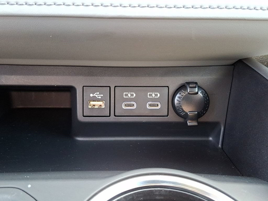2023 Toyota Highlander XLE - Photo 17
