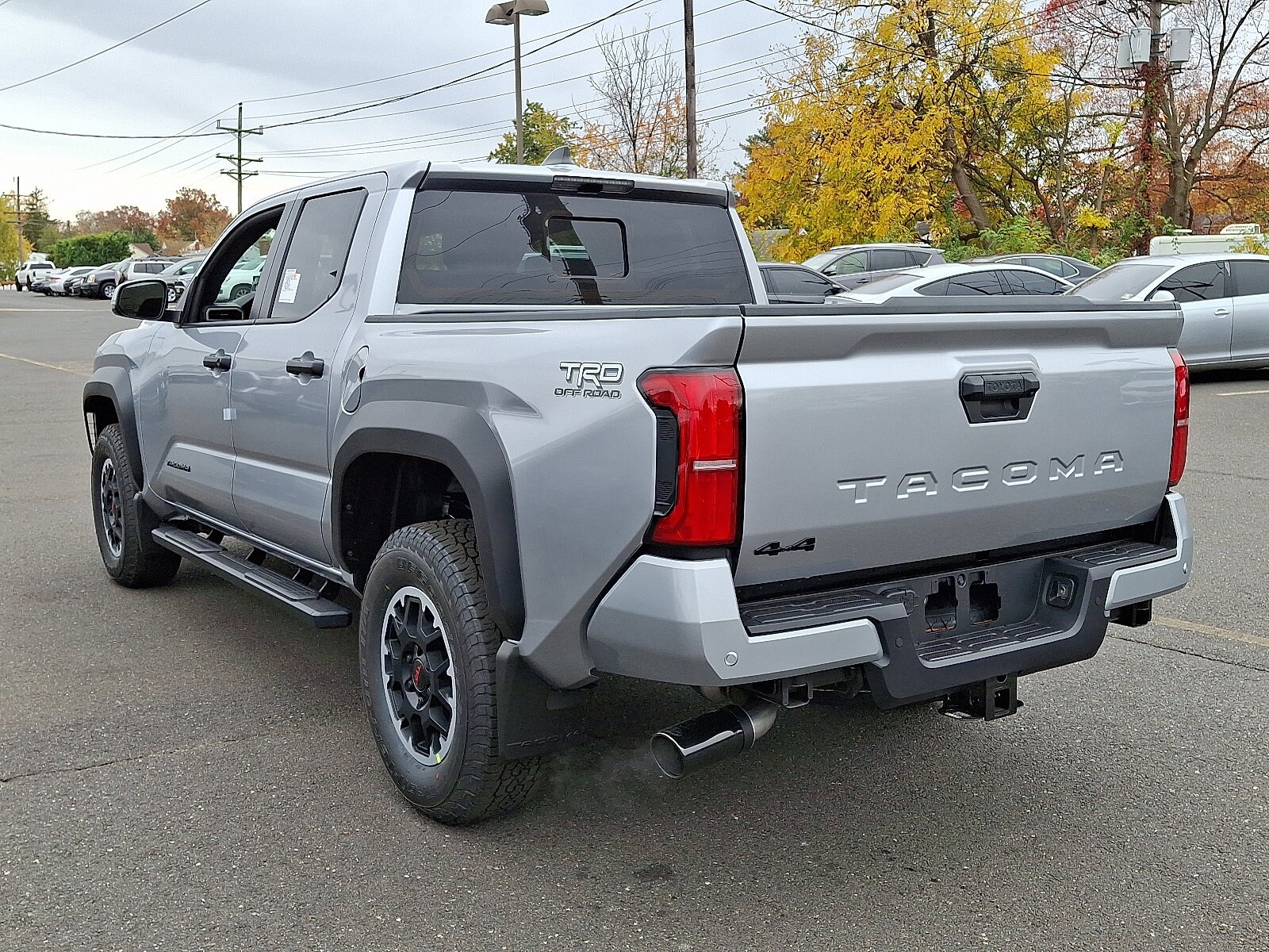 2025 Toyota Tacoma TRD Off-Road 4x4 Double Cab photo 3