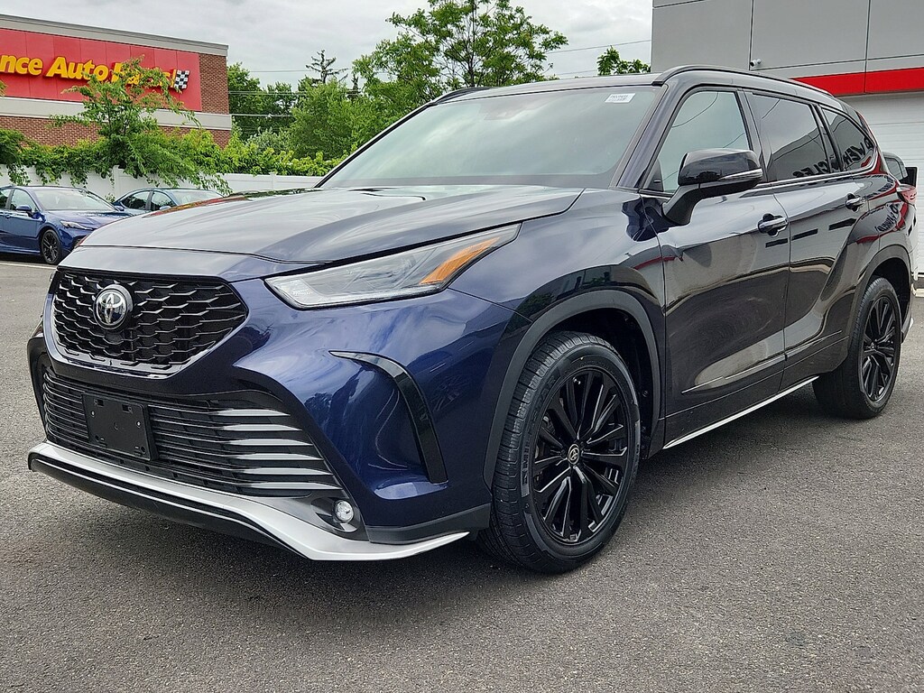 Used 2023 Toyota Highlander XSE Sport Utility