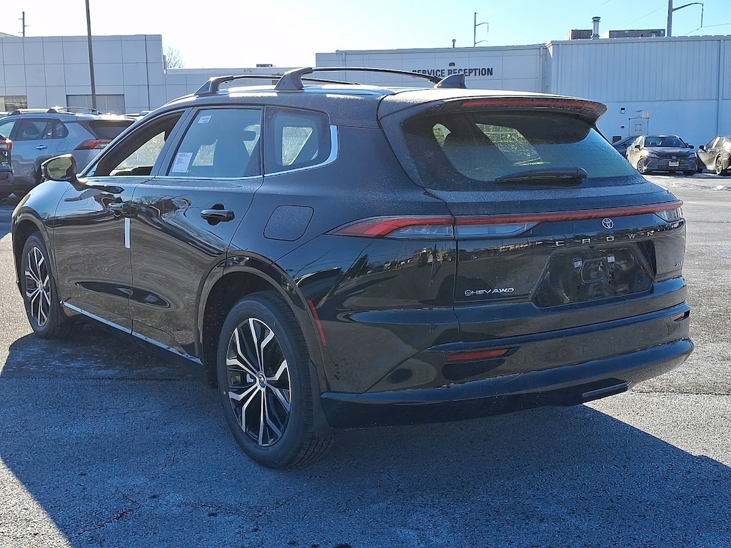 New 2026 Toyota Crown Signia XLE XLE