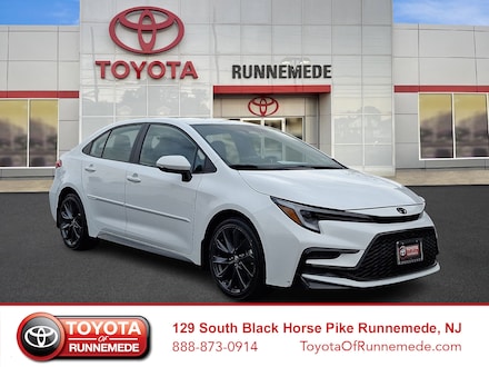 2024 Toyota Corolla SE Car