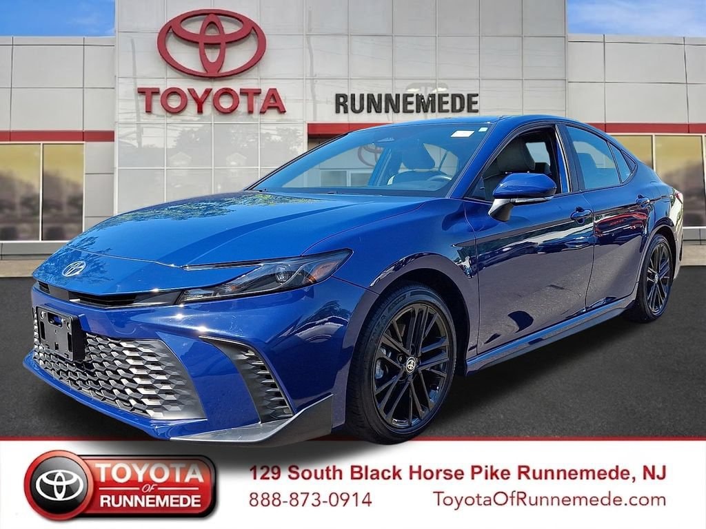 Certified 2025 Toyota Camry SE Sedan