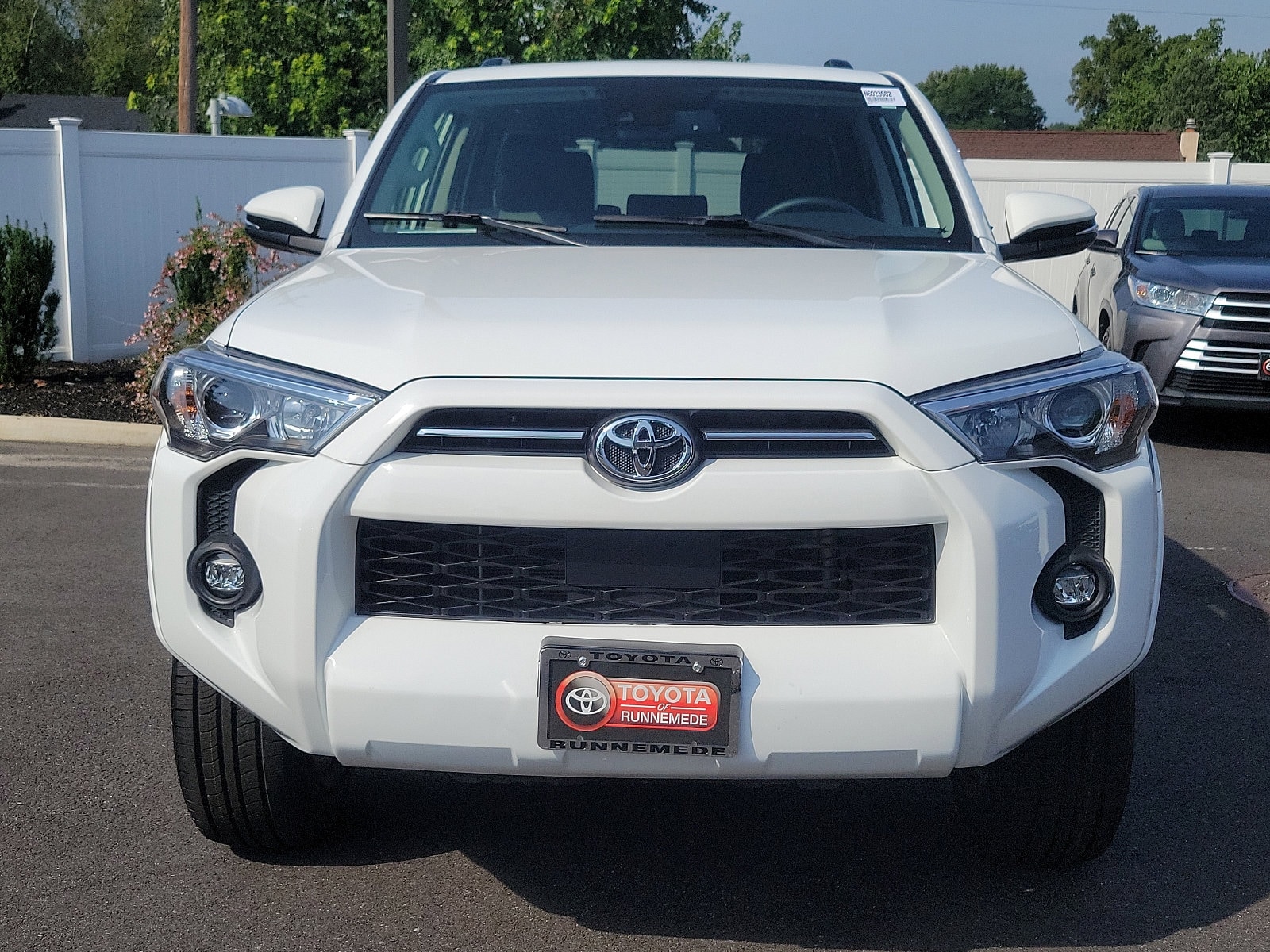 Used 2022 Toyota 4Runner SR5 Premium with VIN JTENU5JR1N6023582 for sale in Runnemede, NJ