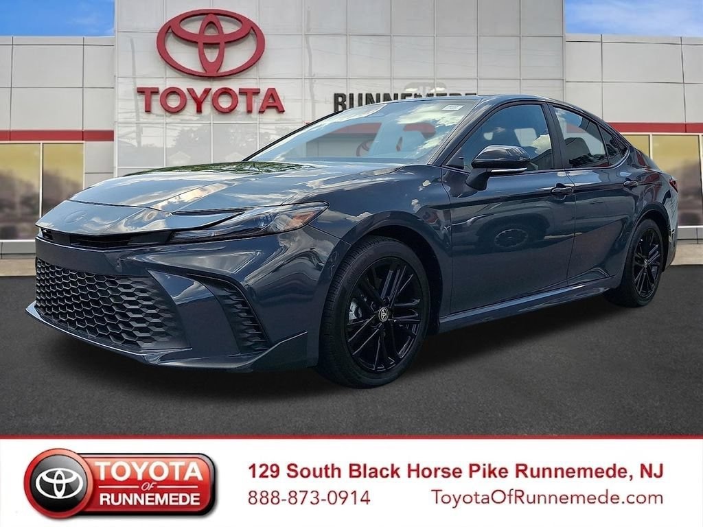 Used 2026 Toyota Camry SE Sedan