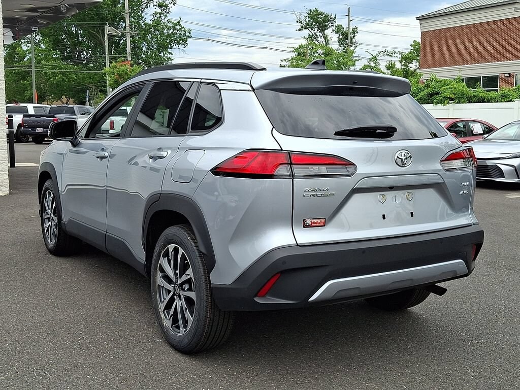 Certified 2025 Toyota Corolla Cross XLE Sport Utility