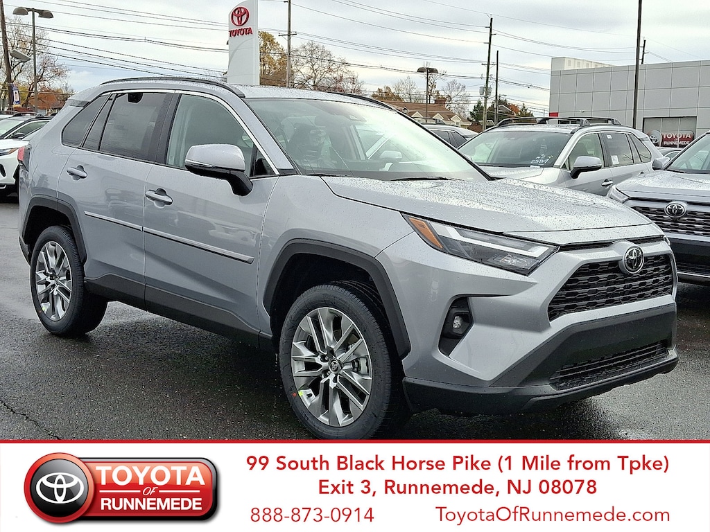 New 2025 Toyota RAV4 XLE Premium XLE PREM AWD SUV