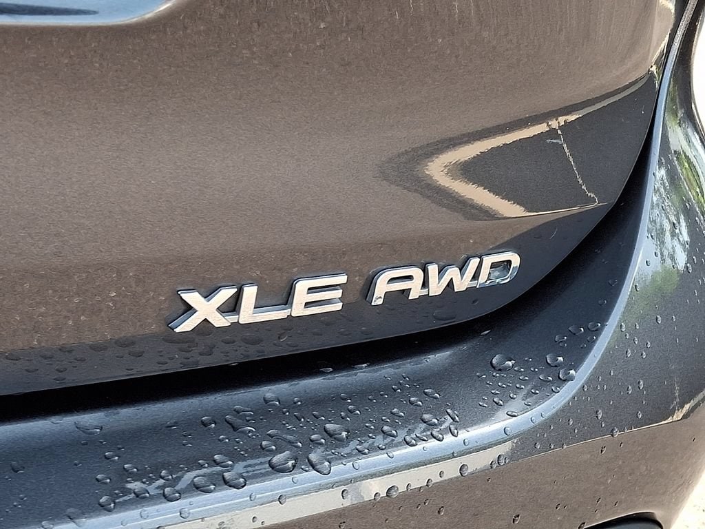 2023 Toyota Highlander XLE - Photo 30