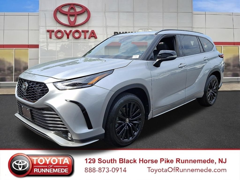 Certified 2025 Toyota Highlander XSE Sport Utility