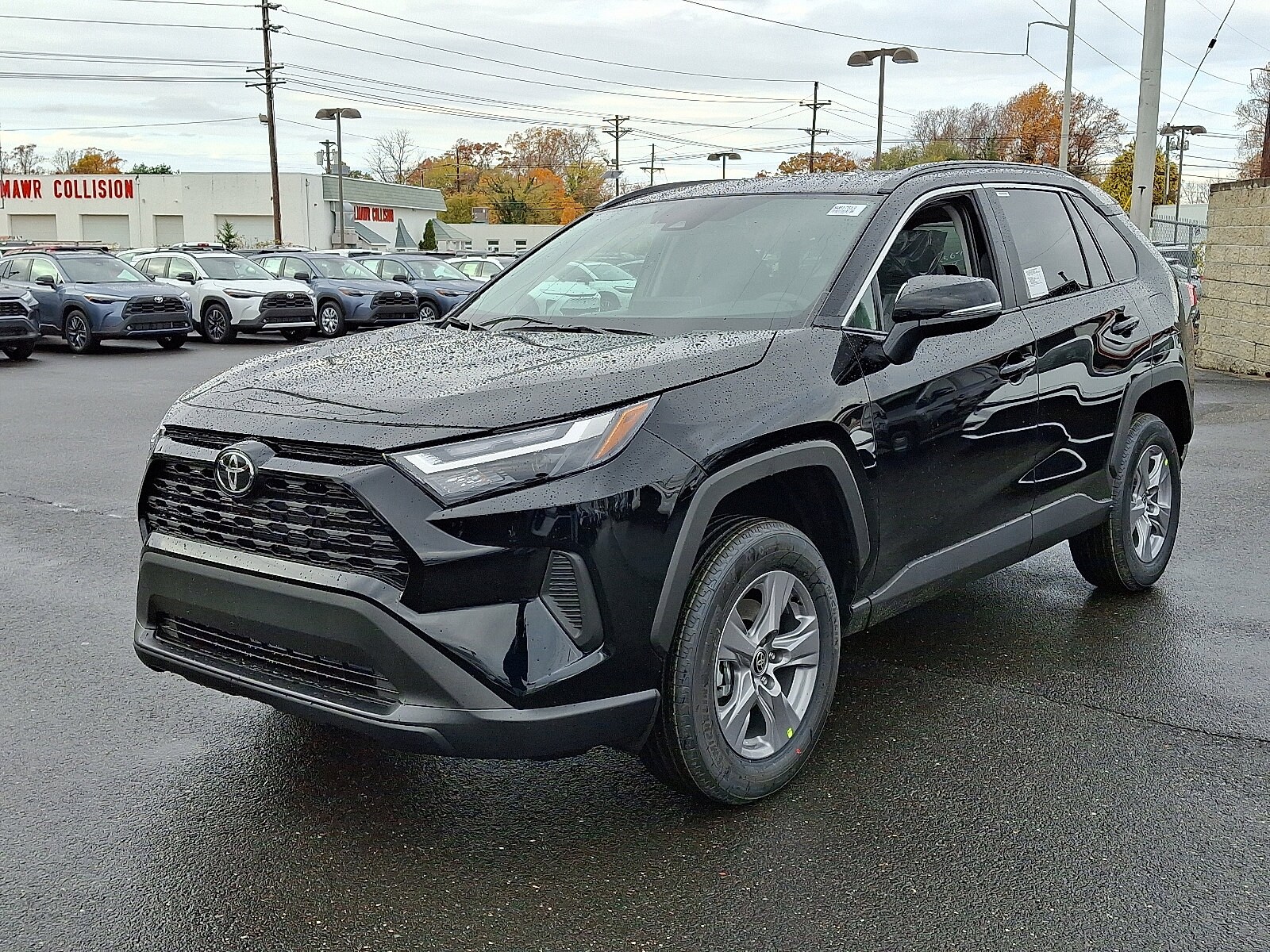 2025 Toyota RAV4 XLE photo 2