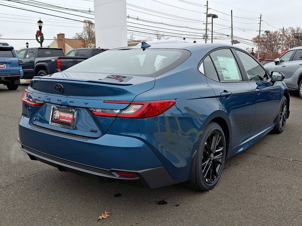 New 2026 Toyota Camry SE SE