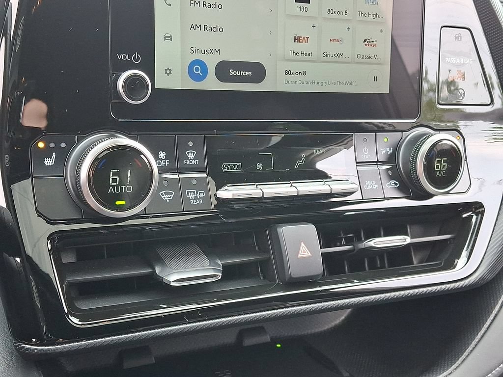 2025 Toyota Highlander XSE - Photo 14