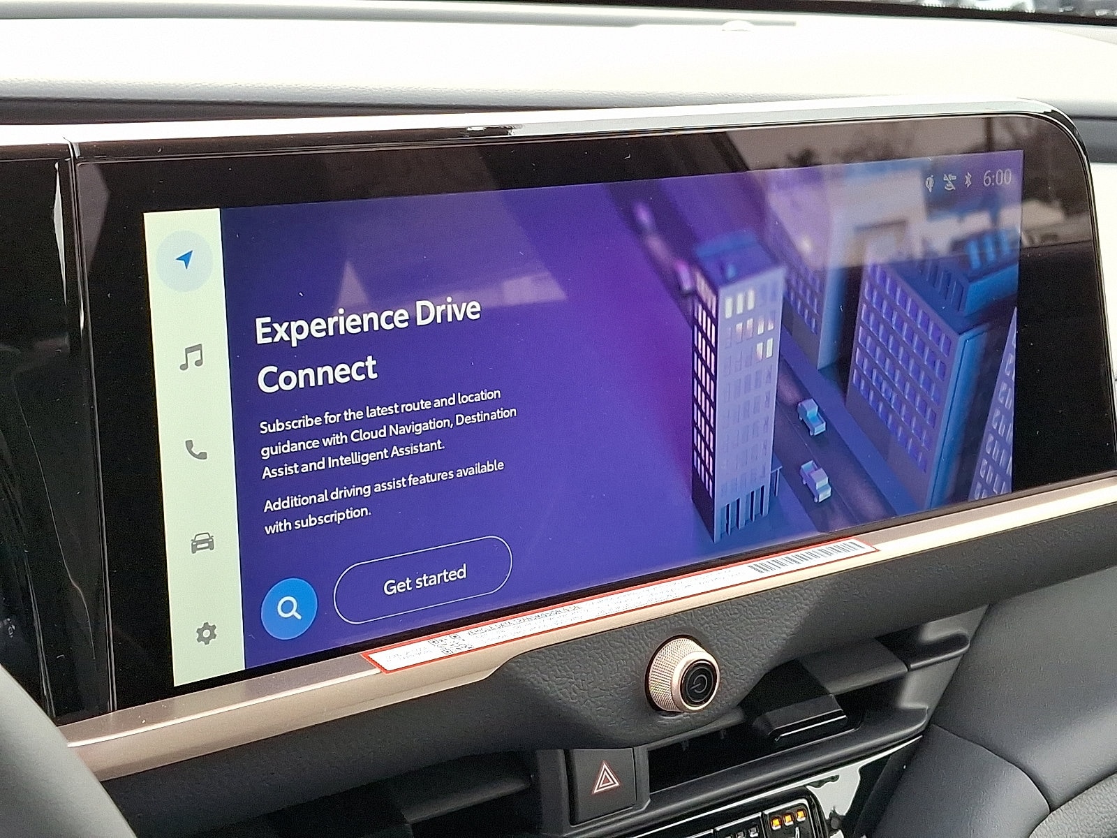 2025 Toyota Crown Signia Limited - Photo 12