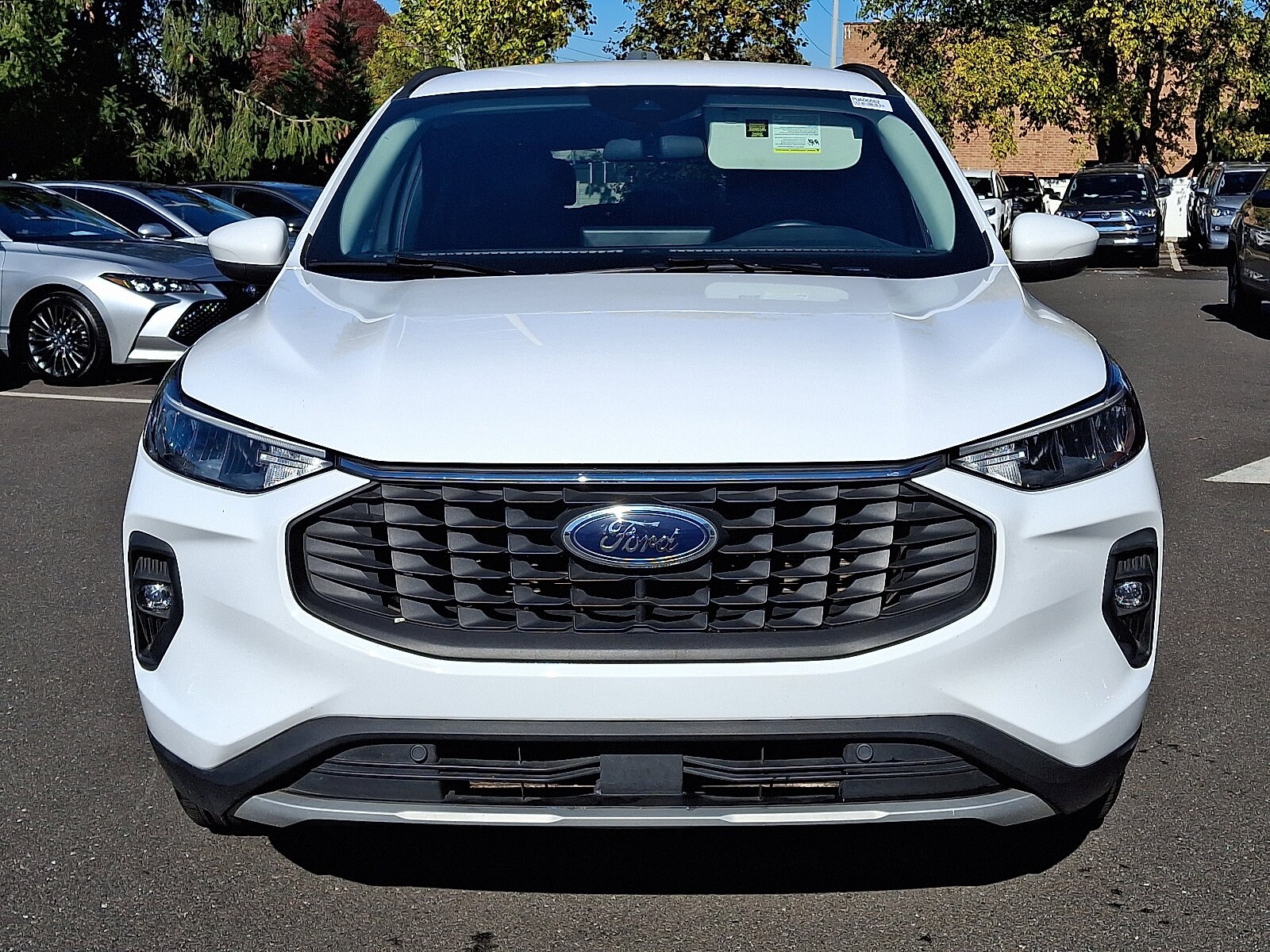 2023 Ford Escape Sport photo 2