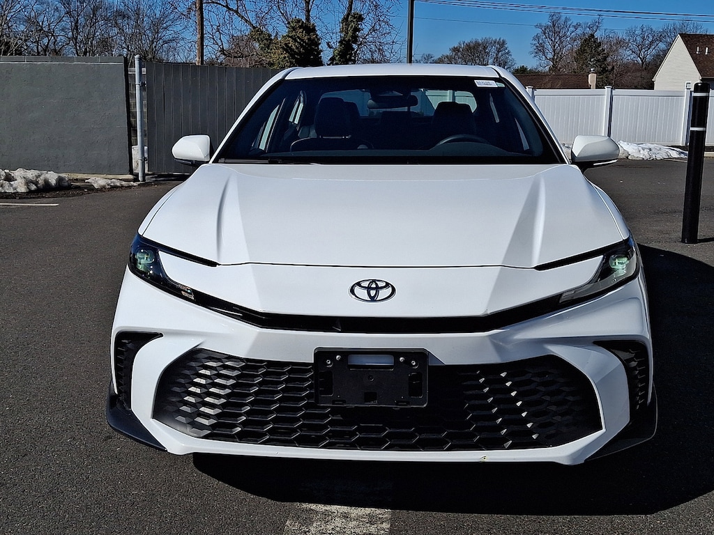 Certified 2025 Toyota Camry SE Car