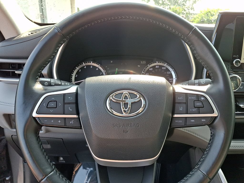 2023 Toyota Highlander XLE - Photo 21