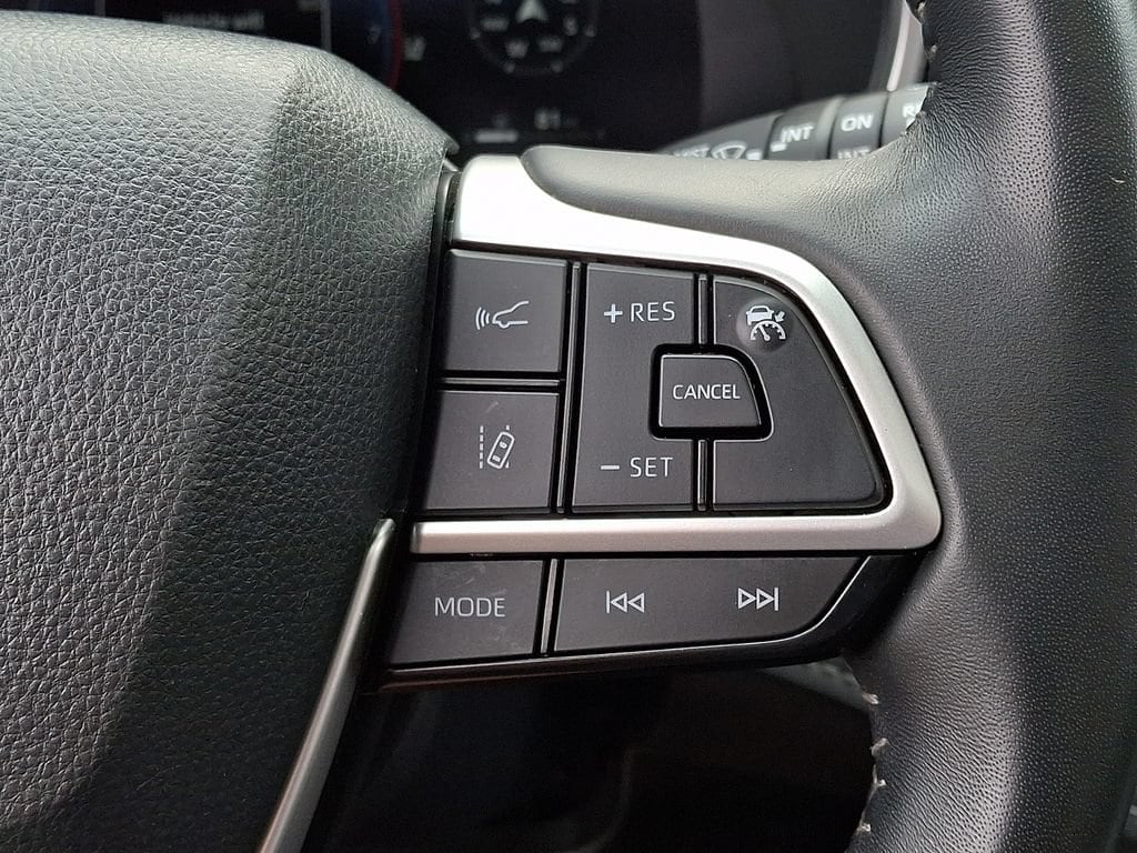 2025 Toyota Highlander XSE - Photo 20