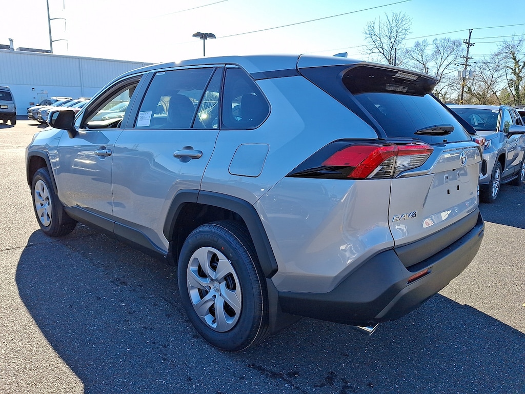 New 2025 Toyota RAV4 LE LE AWD SUV
