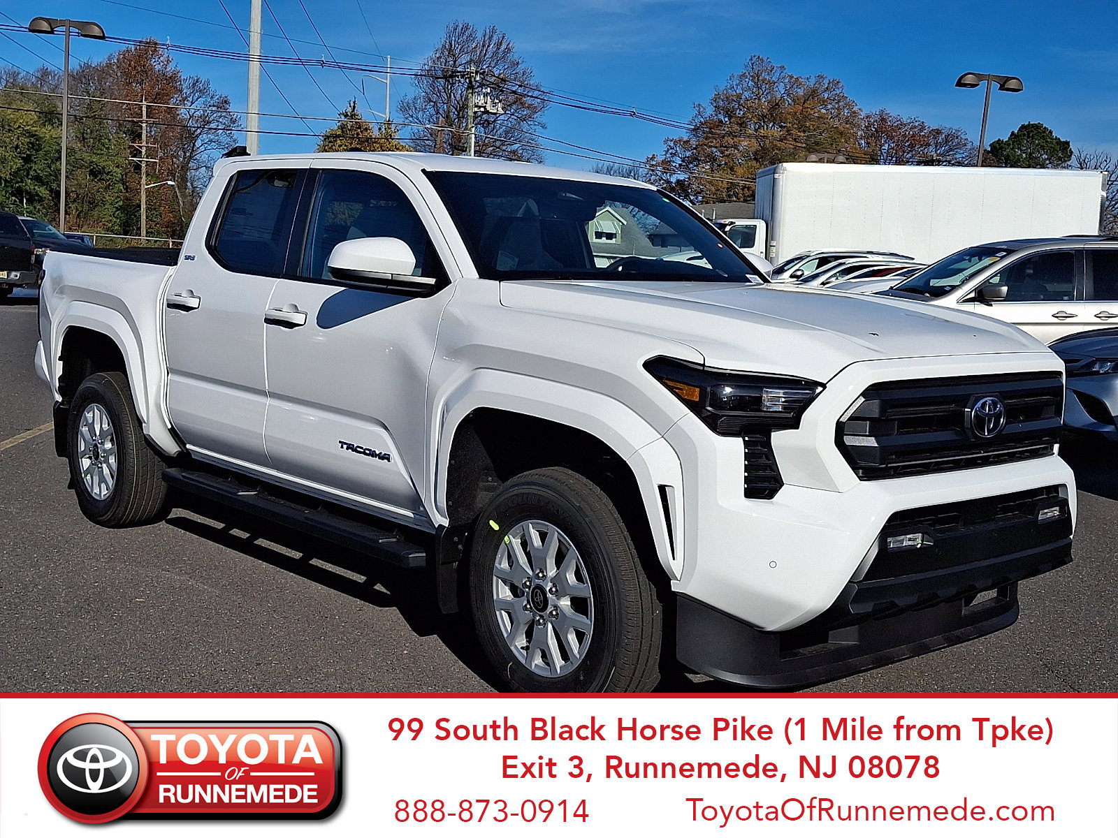 2025 Toyota Tacoma SR5's photo