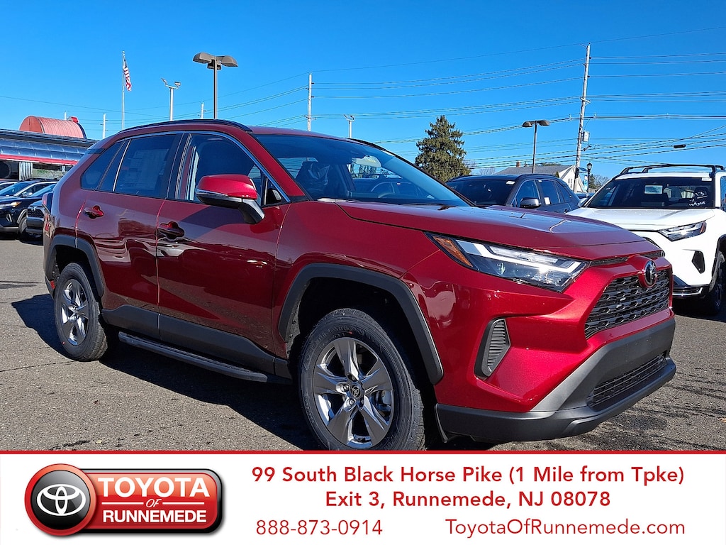 New 2025 Toyota RAV4 XLE XLE AWD SUV