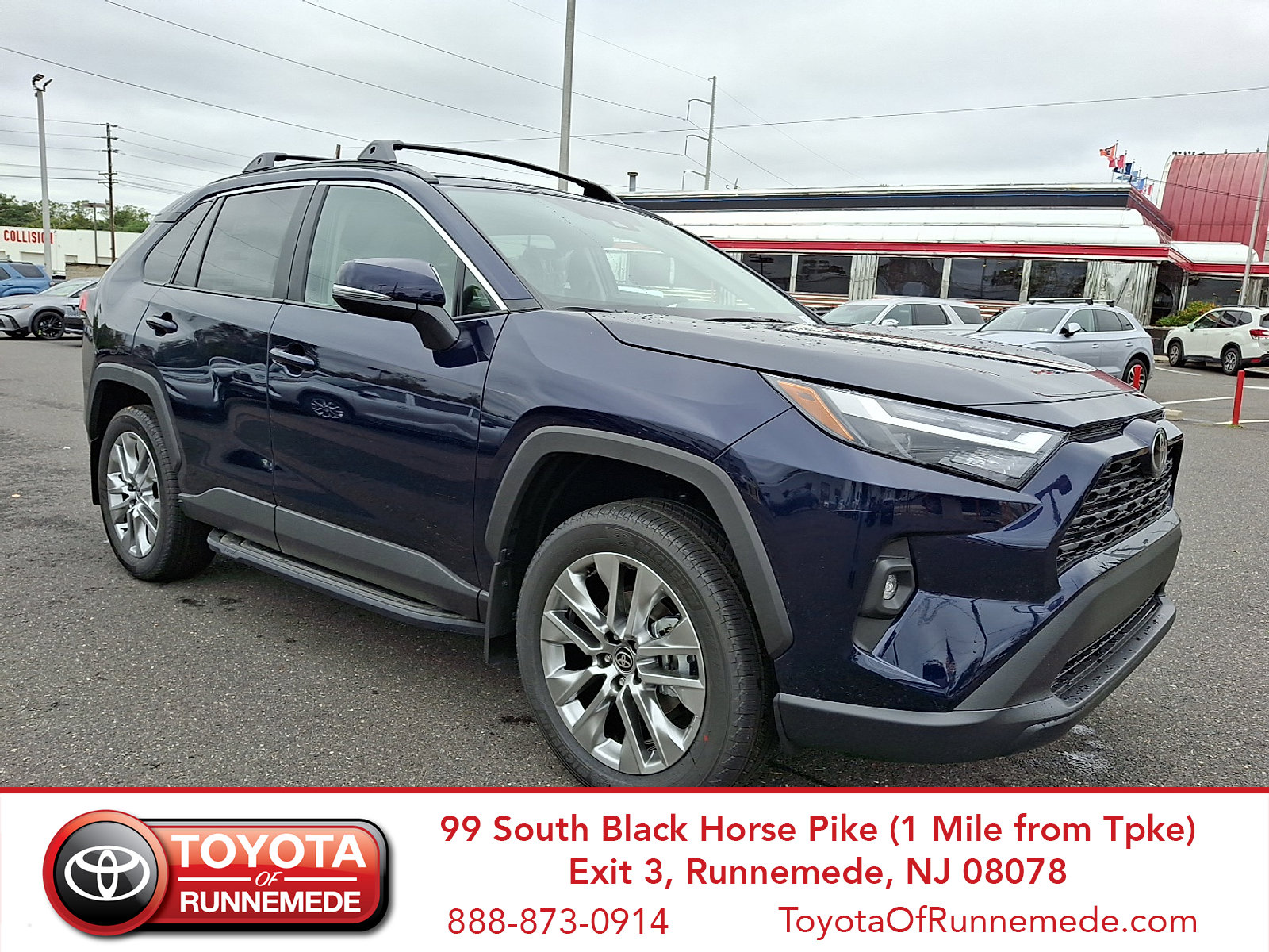 2025 Toyota RAV4 XLE Premium's photo