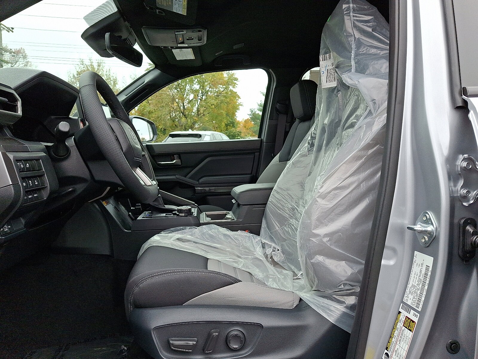 2025 Toyota Tacoma TRD Off Road - Photo 7