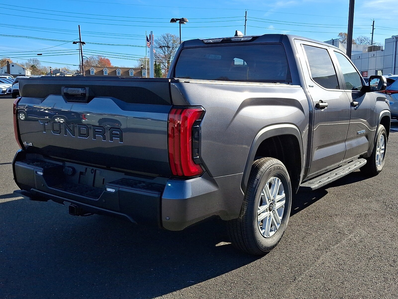 2026 Toyota Tundra SR5 CrewMax photo 4