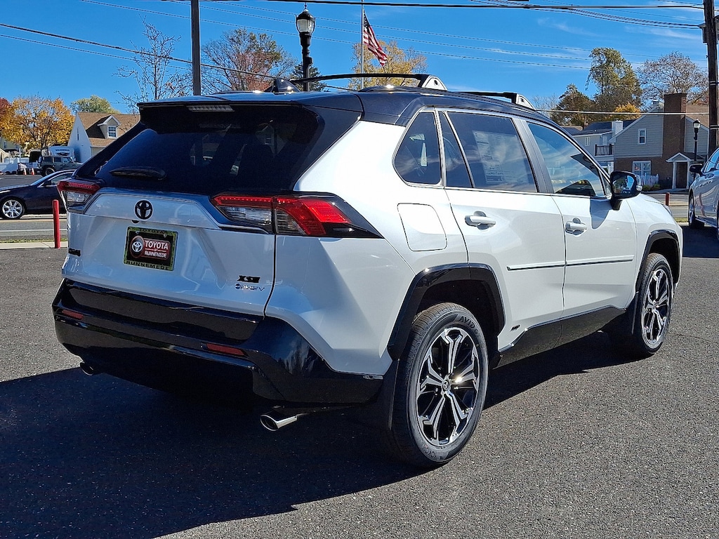New 2025 Toyota RAV4 Plug-in Hybrid XSE PLUG-IN HYBRID