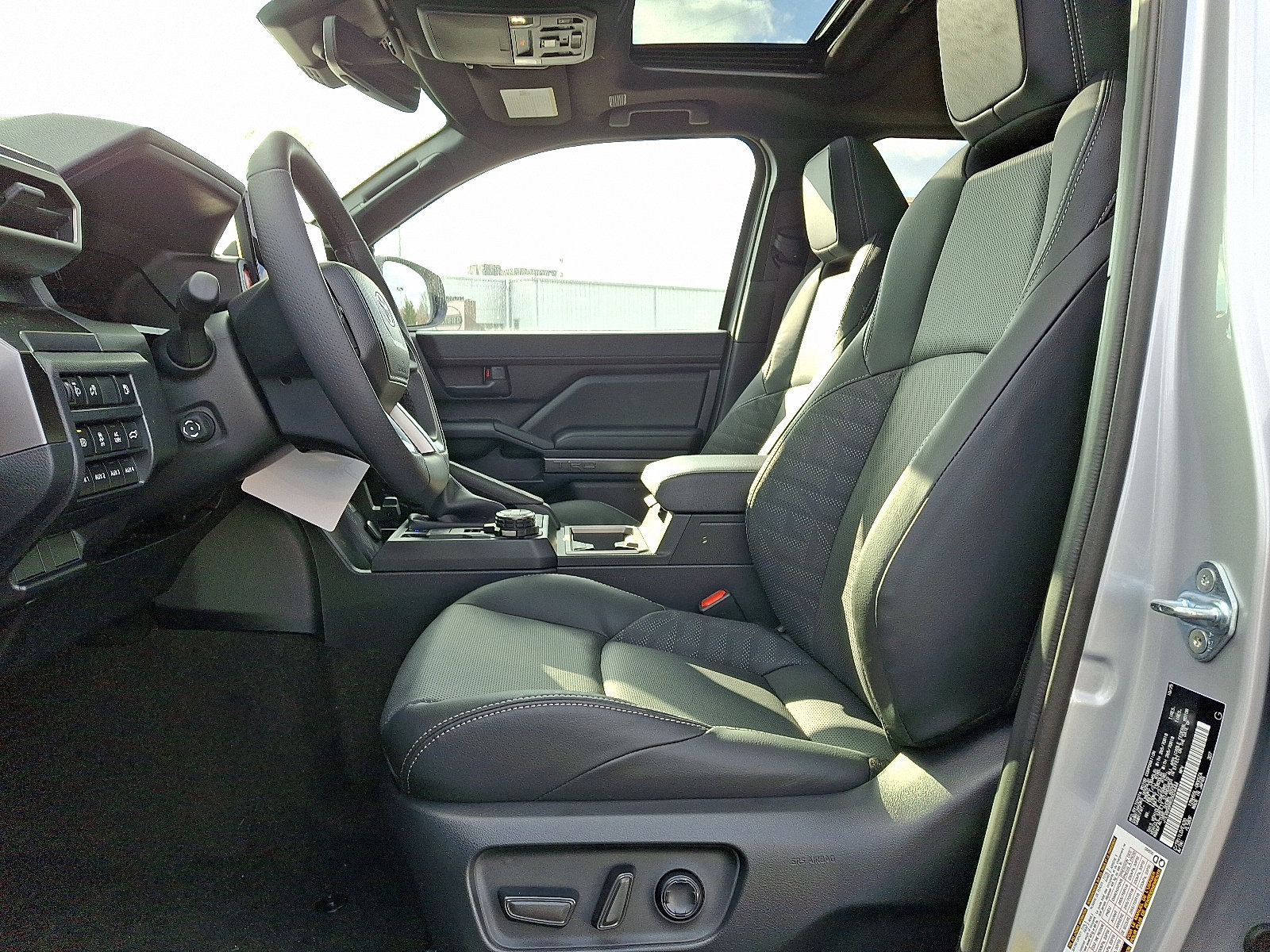 2025 Toyota 4Runner TRD Off-Road Premium - Photo 7