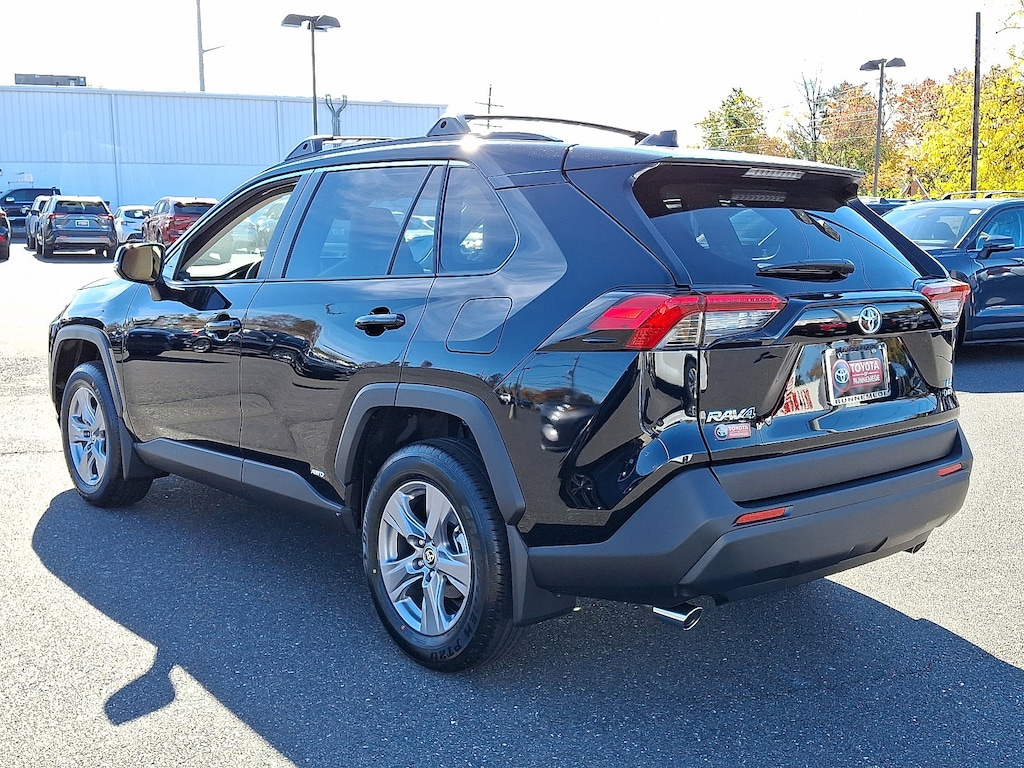New 2025 Toyota RAV4 Hybrid LE LE AWD SUV