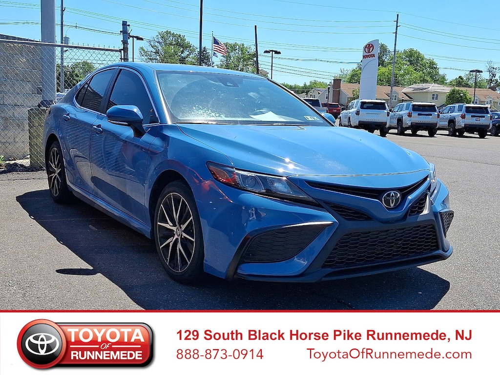 Certified 2024 Toyota Camry SE Car
