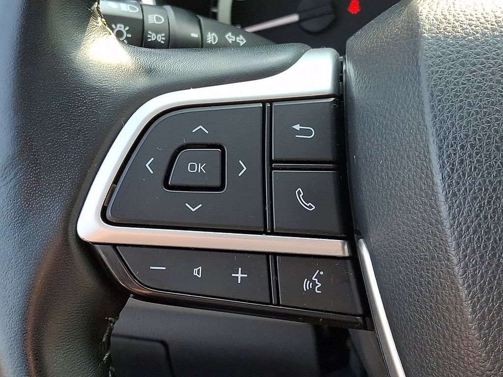 2023 Toyota Highlander XLE - Photo 23