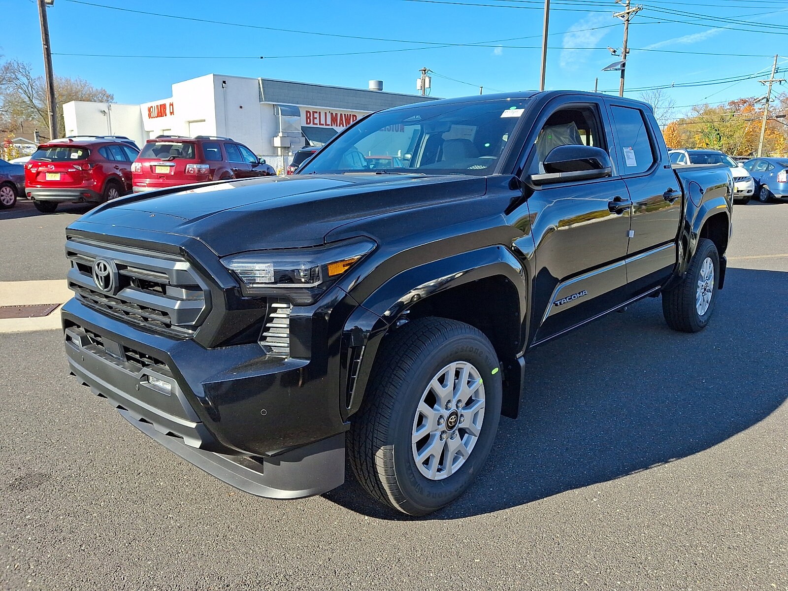 2025 Toyota Tacoma SR5 4x4 Double Cab photo 2