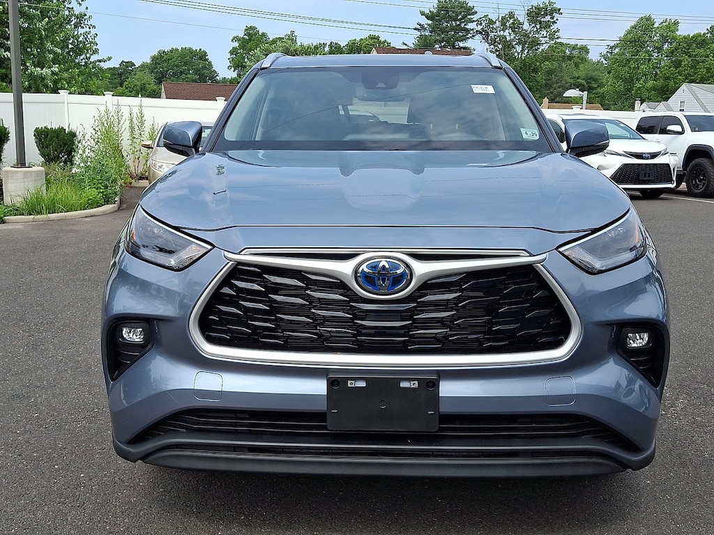 Certified 2024 Toyota Highlander Hybrid Hybrid XLE Sport Utility