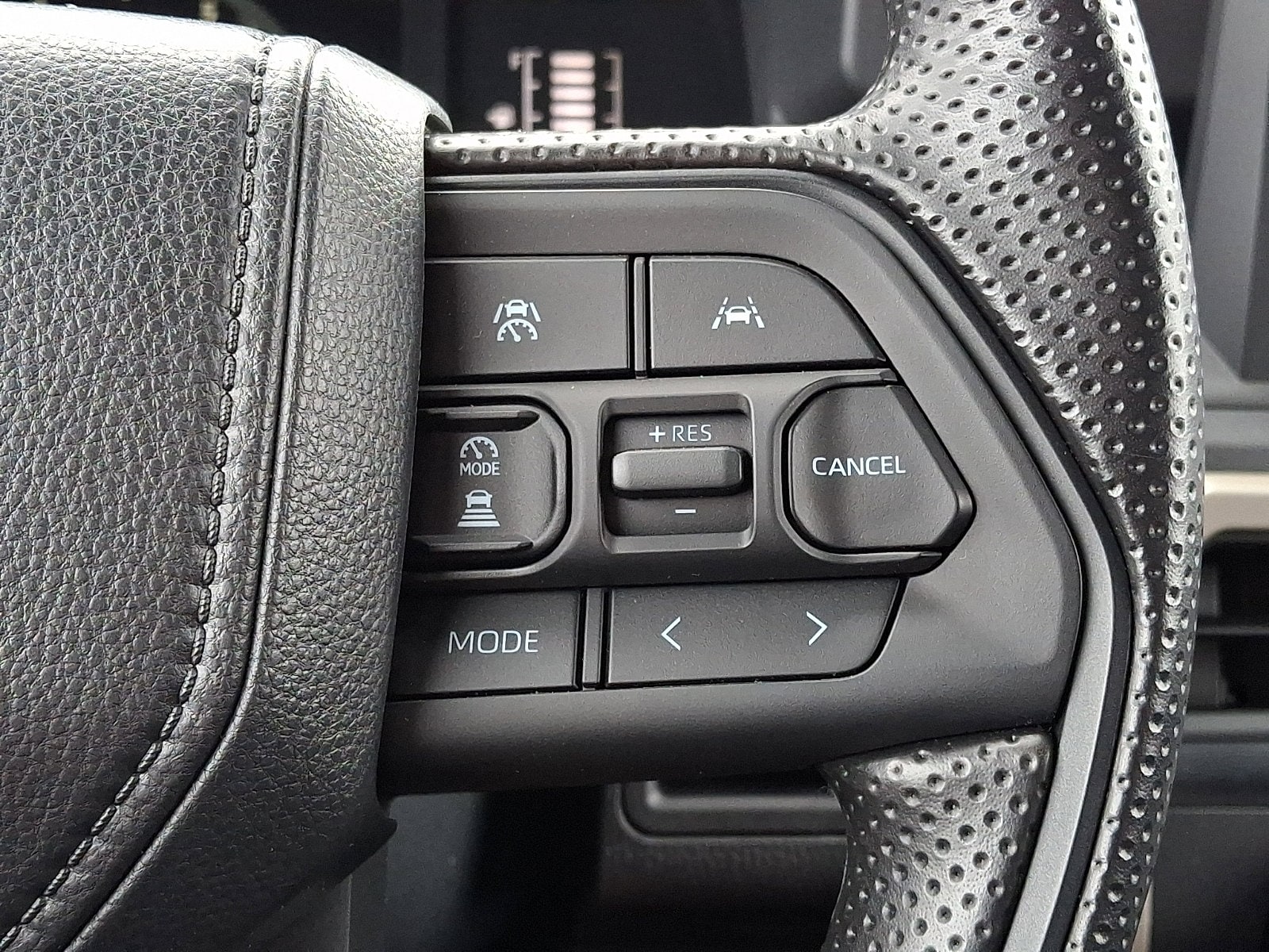 2026 Toyota Tacoma SR - Photo 13