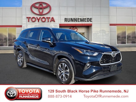 2023 Toyota Highlander XLE Sport Utility