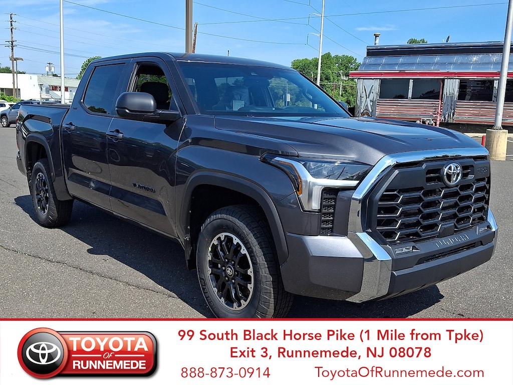 New 2026 Toyota Tundra SR5 SR5 CREWMAX 5.5
