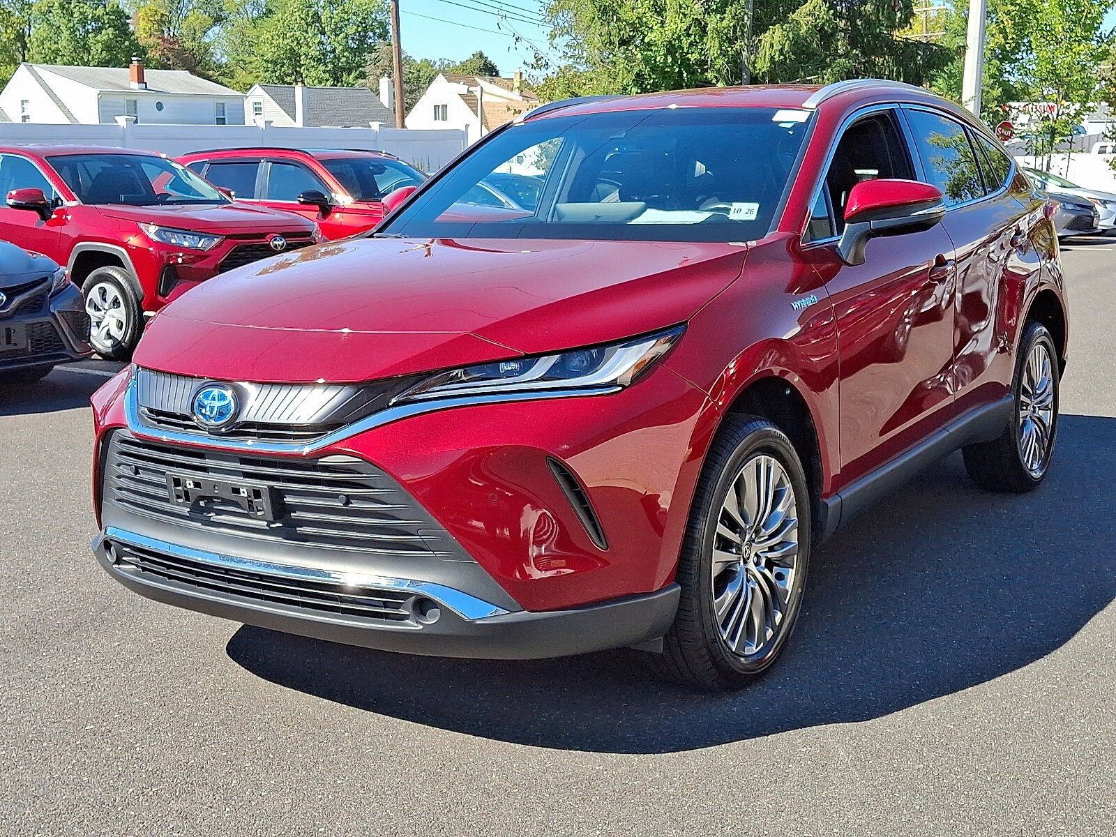2021 Toyota Venza XLE photo 3
