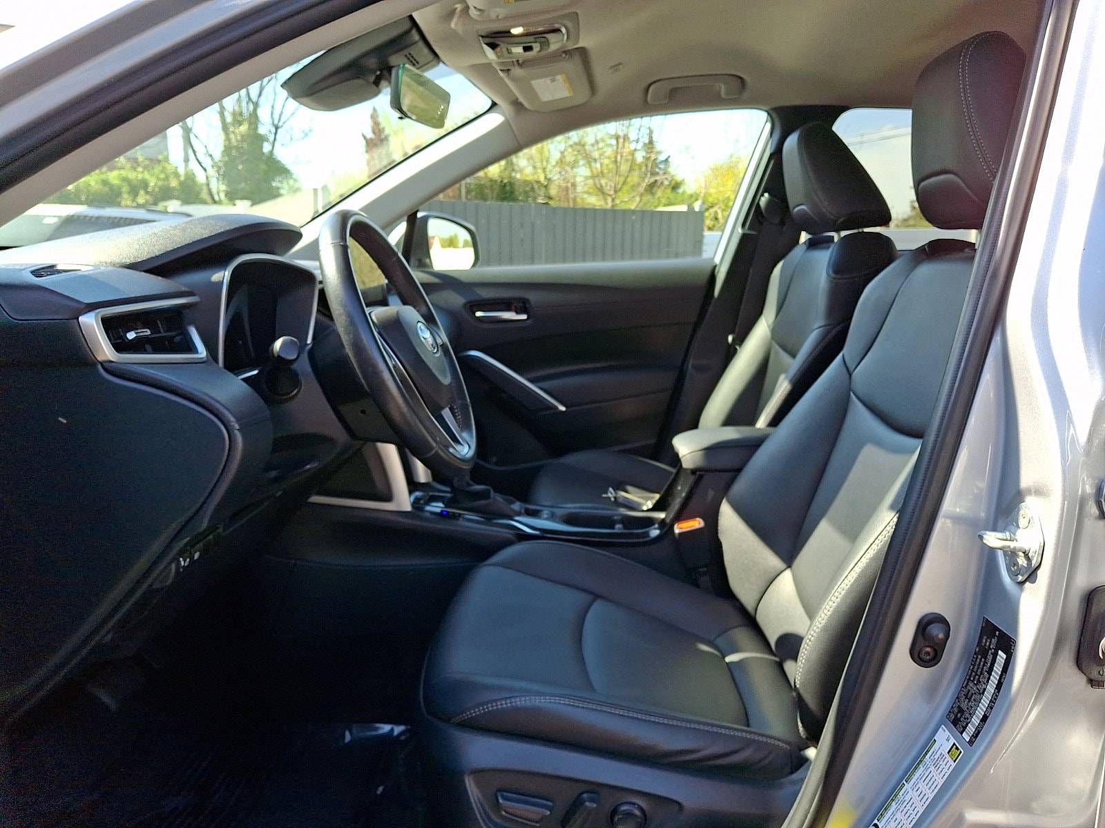2024 Toyota Corolla Cross XLE - Photo 14