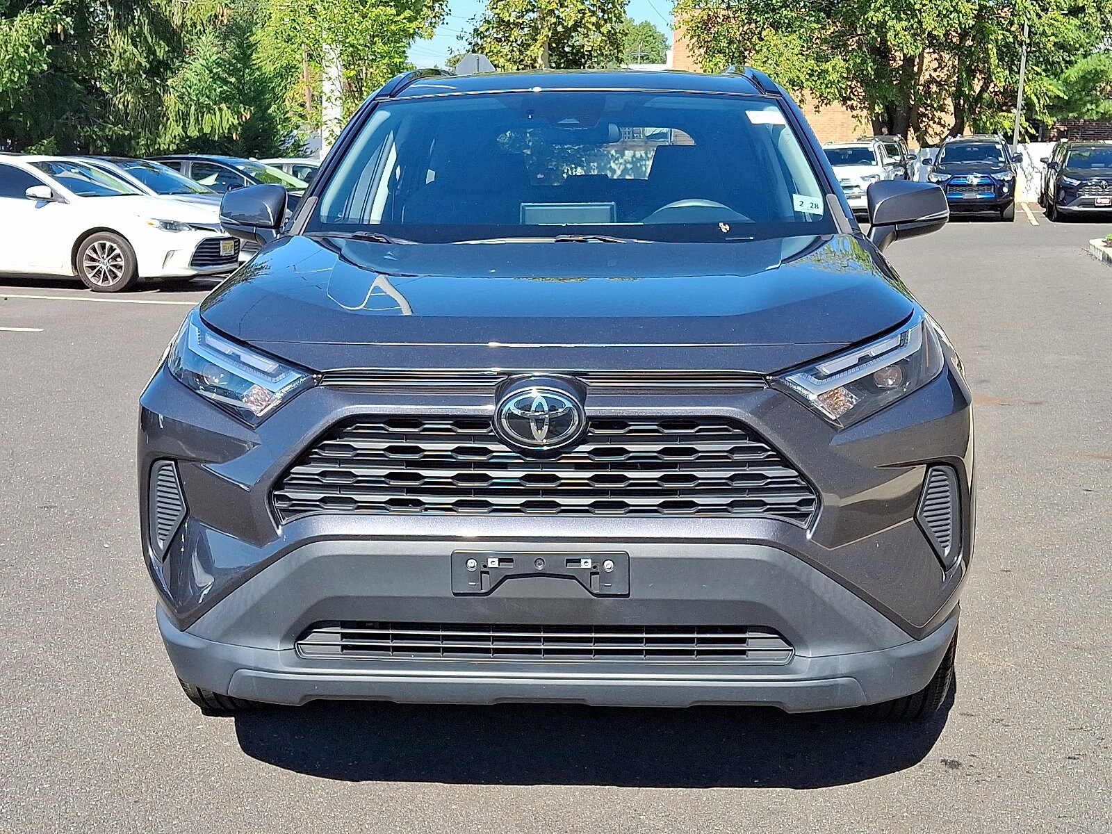 2023 Toyota RAV4 XLE photo 2