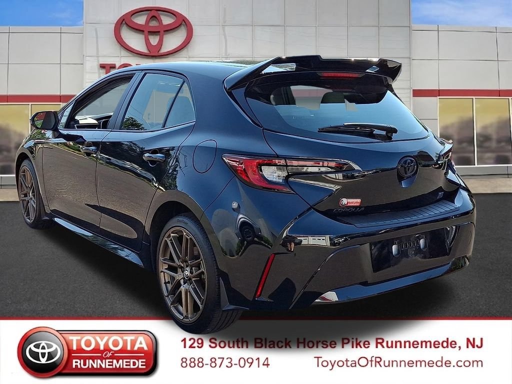 Certified 2025 Toyota Corolla Hatchback SE Hatchback