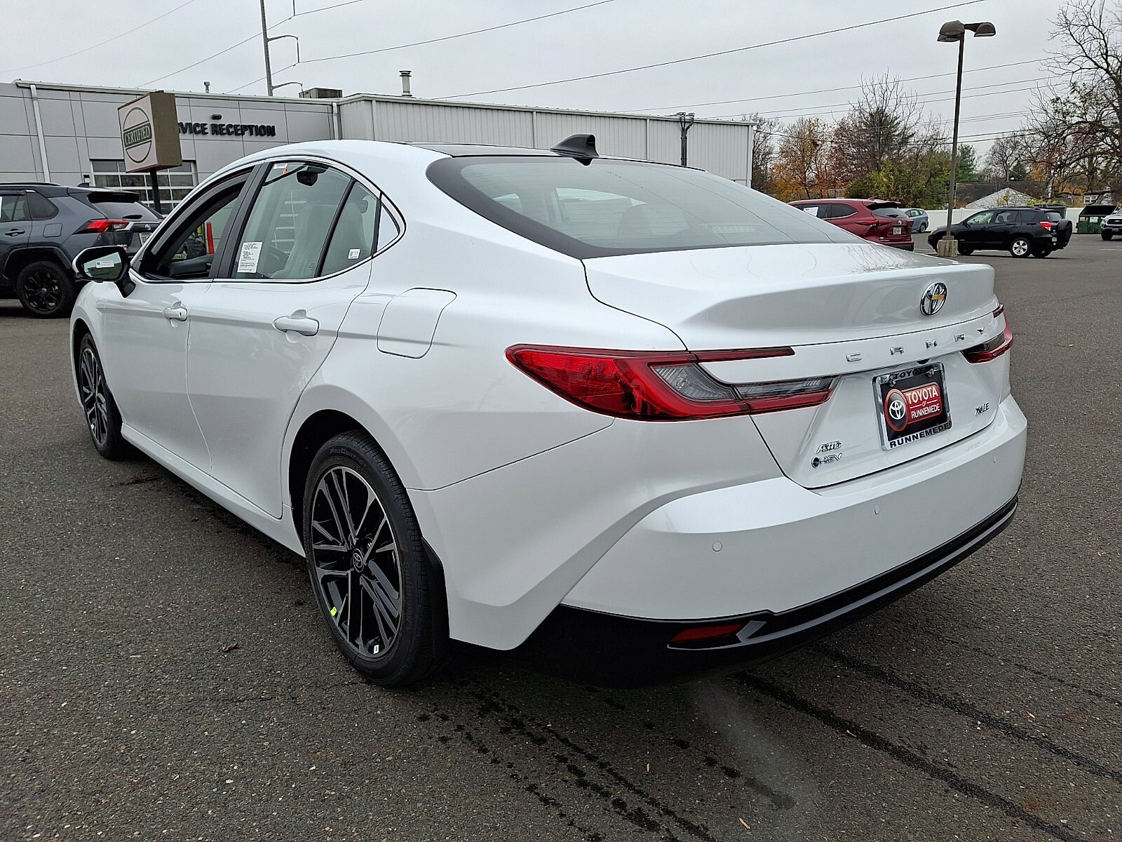 2026 Toyota Camry XLE photo 3