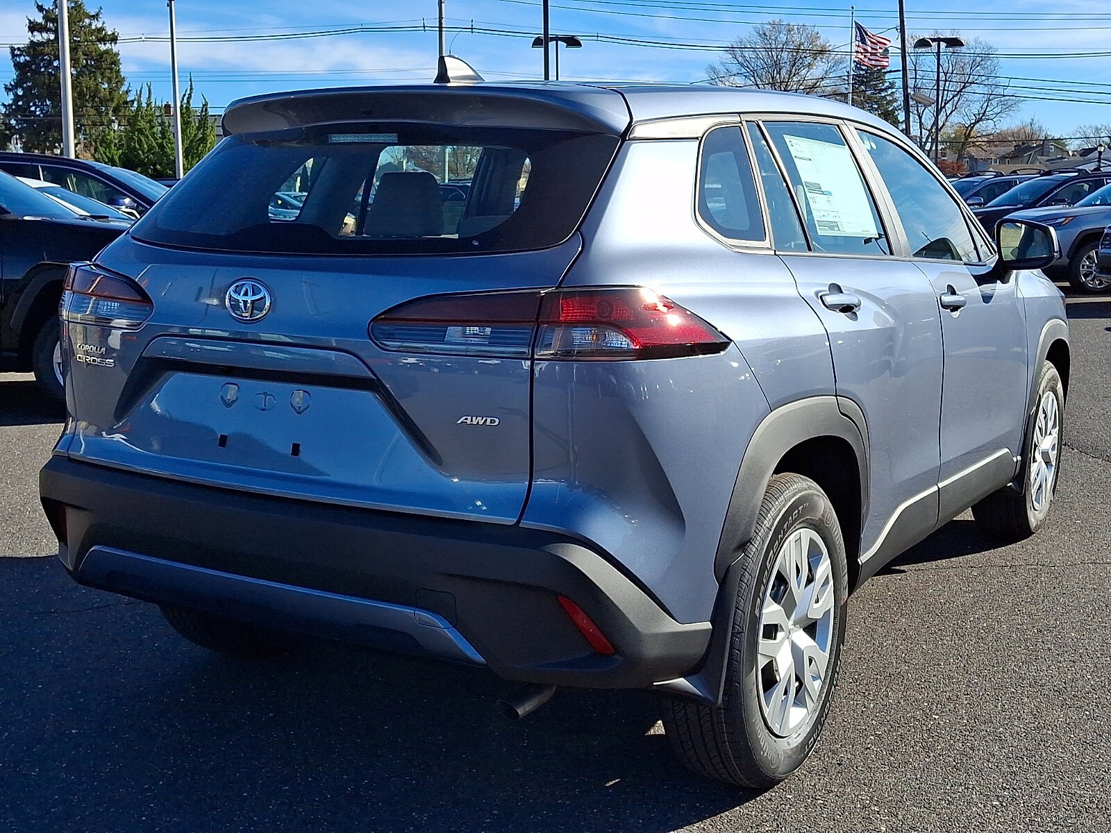 2026 Toyota Corolla Cross L photo 4