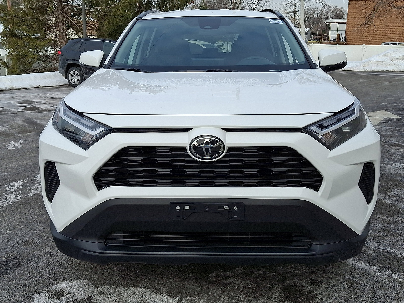 Used 2024 Toyota RAV4 XLE with VIN 2T3W1RFV0RW327120 for sale in Kansas City